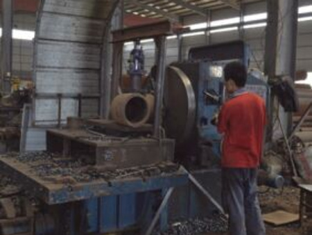 Electric beveling machine