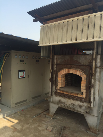 Test electric furnace